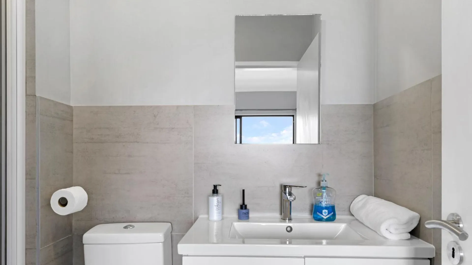 Two Bedroom Luxury Apartment, Century City - Backup Power Cape Town Apartment