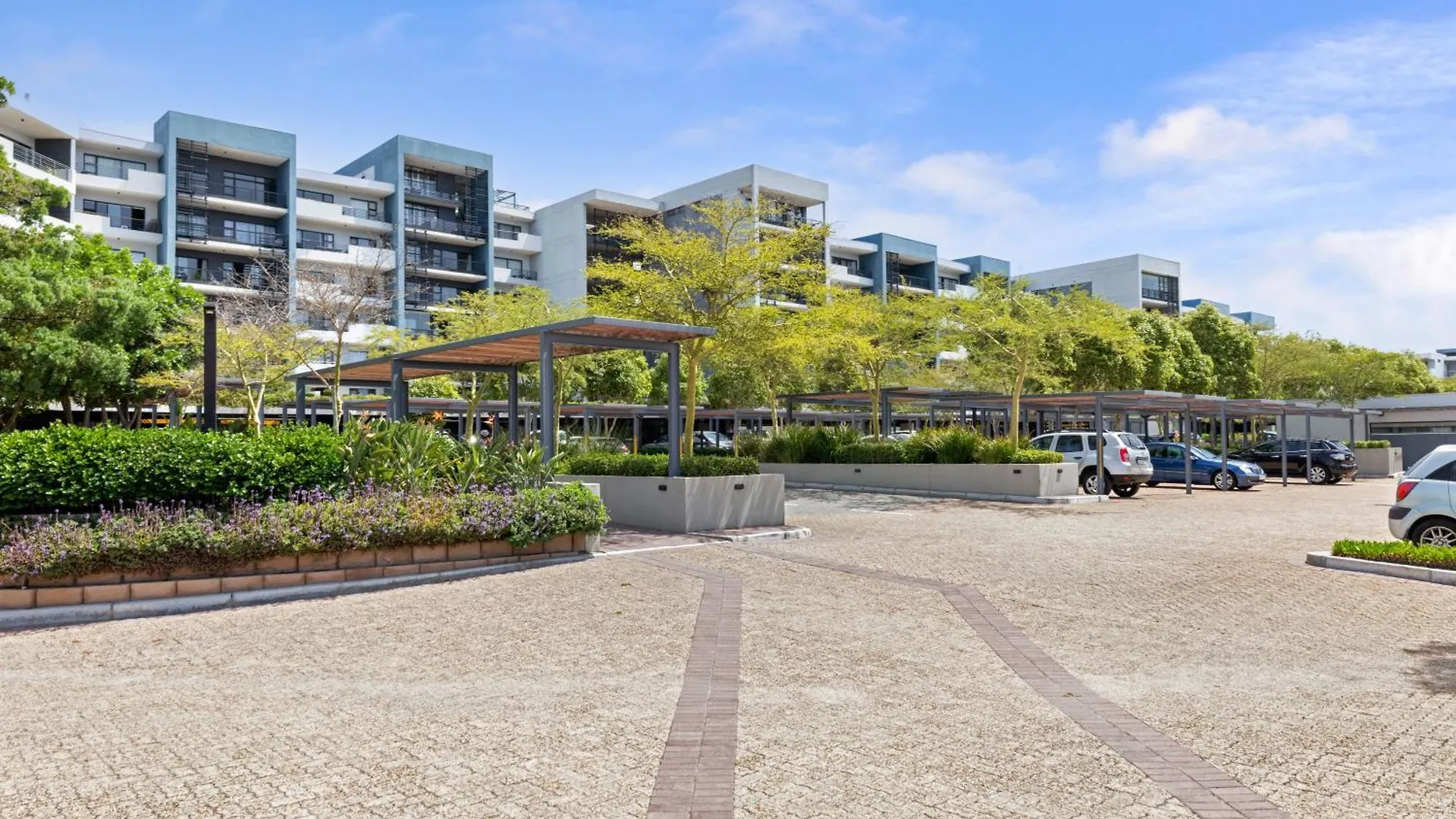 Two Bedroom Luxury Apartment, Century City - Backup Power Cape Town