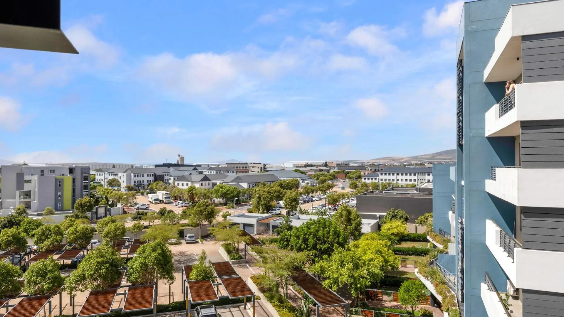 Two Bedroom Luxury Apartment, Century City - Backup Power Cape Town