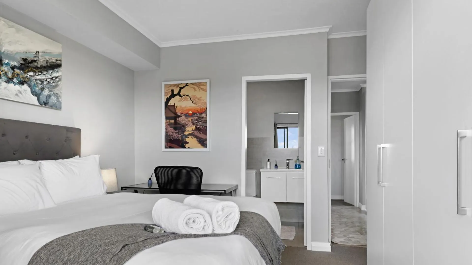Apartment Two Bedroom Luxury Apartment, Century City - Backup Power Cape Town