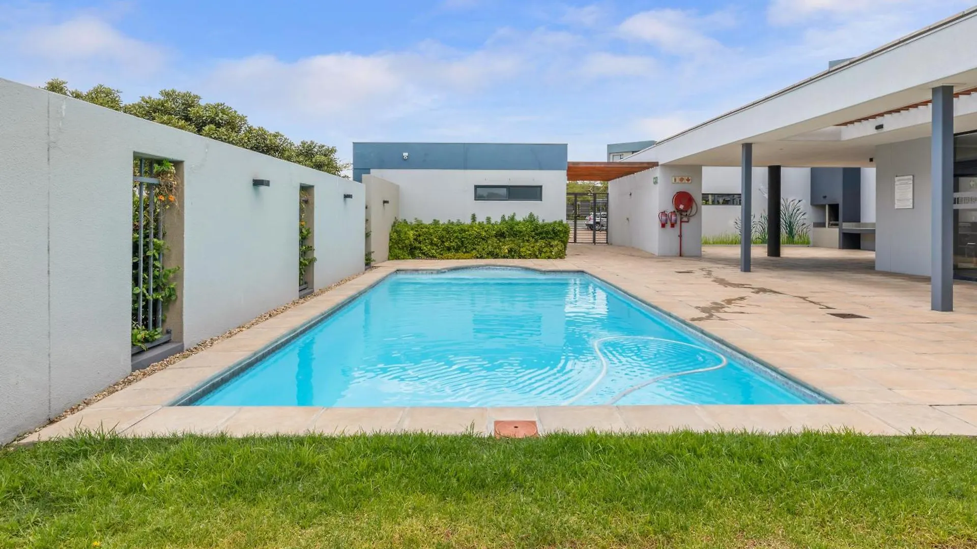 Two Bedroom Luxury Apartment, Century City - Backup Power Ciudad del Cabo Apartamento